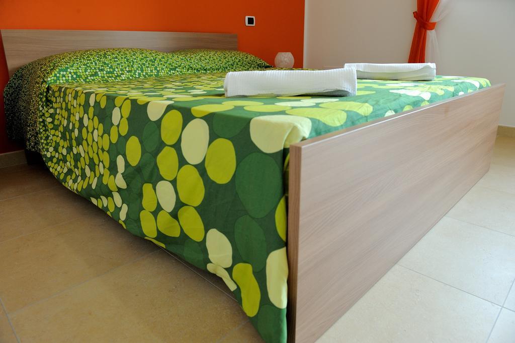 מודוניו B&B Sun House חדר תמונה